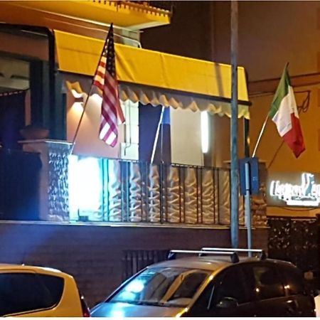 Hotel Taromy Naples Luaran gambar