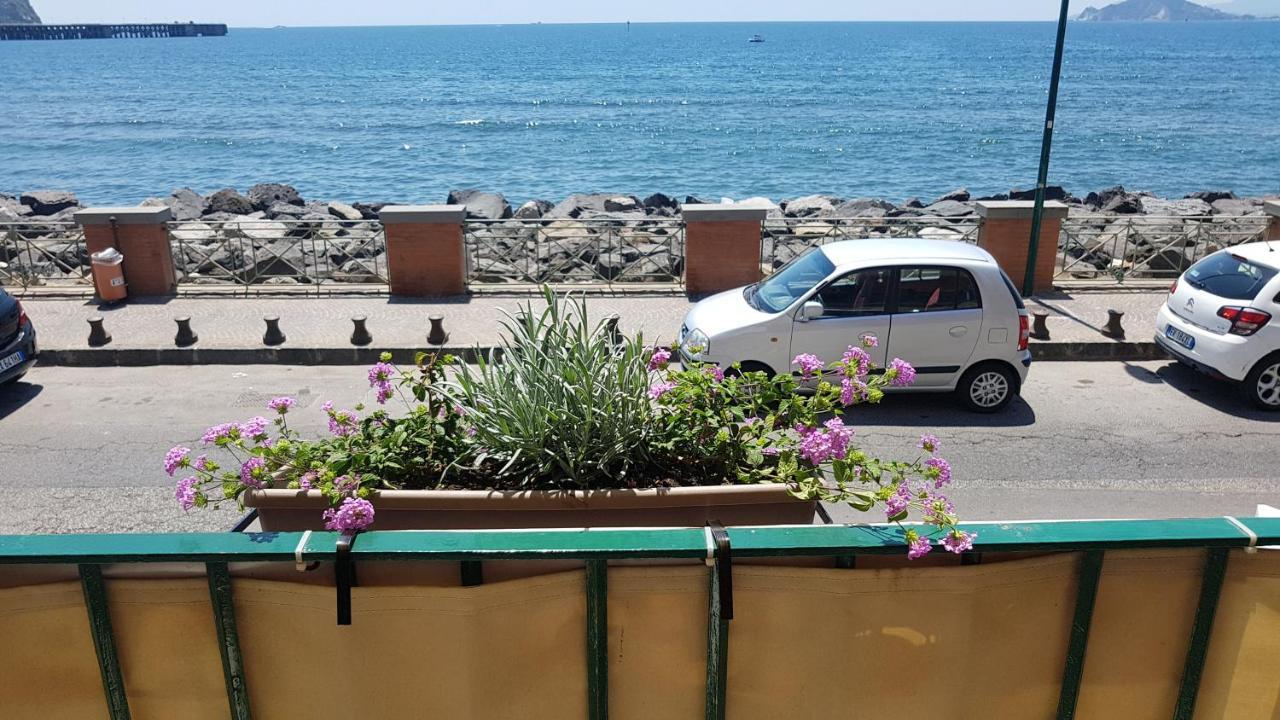 Hotel Taromy Naples Luaran gambar
