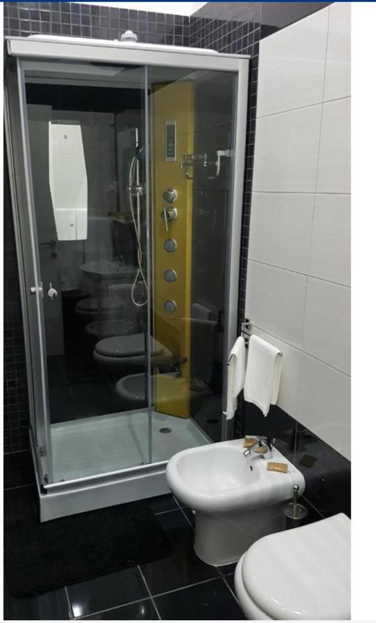 Hotel Taromy Naples Luaran gambar